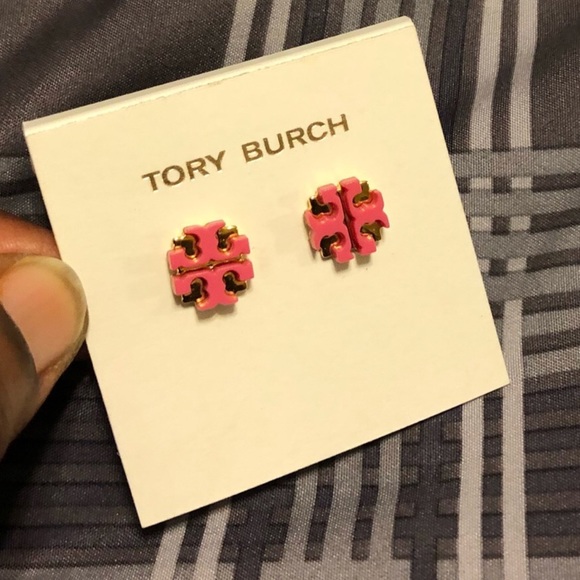 Tory Burch Jewelry - 🎀💖Tory Burch💖🎀 Logo Stud Earrings